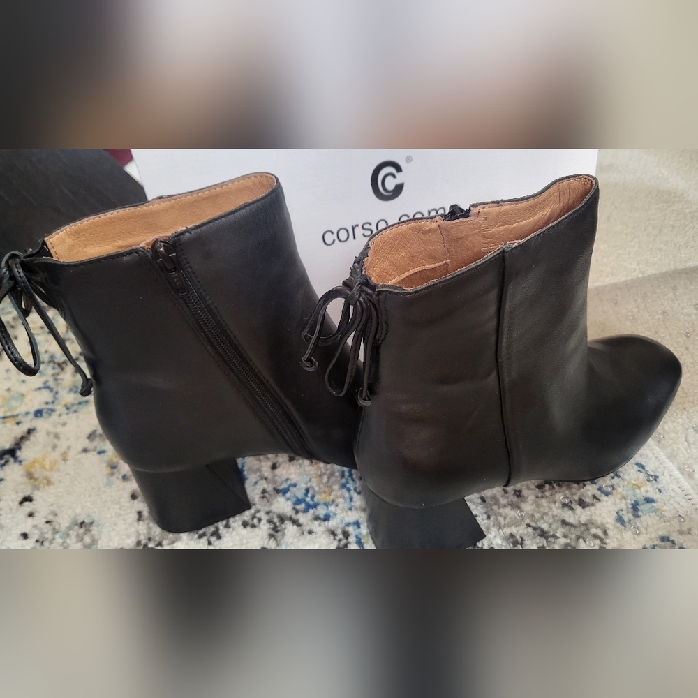Corso Como Black Leather Ankle Booties - Picture 7 of 7